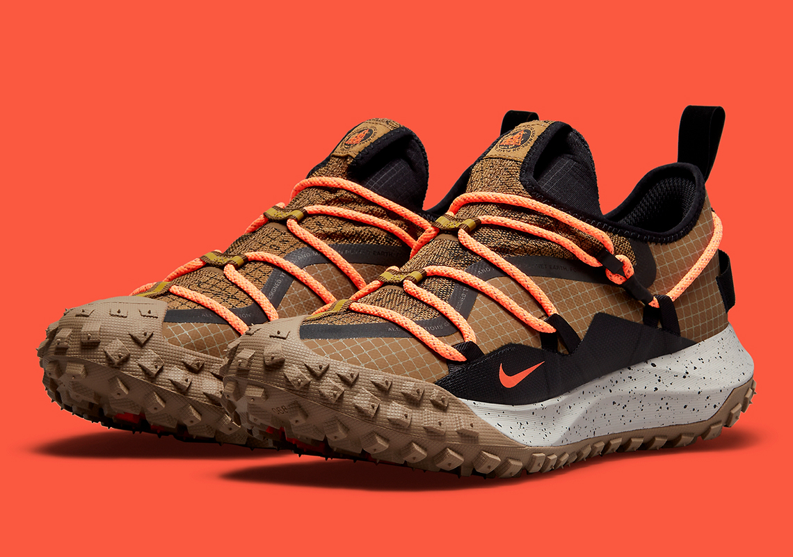 the nike acg mountain fly low