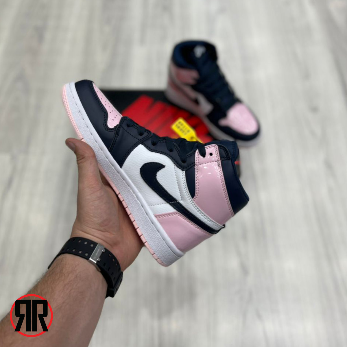 کتونی زنانه نایک Nike Air Jordan 1 High