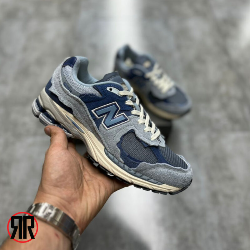 کتونی زنانه نیو بالانس New Balance 2002R