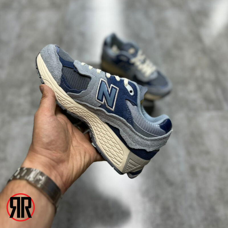 کتونی زنانه نیو بالانس New Balance 2002R